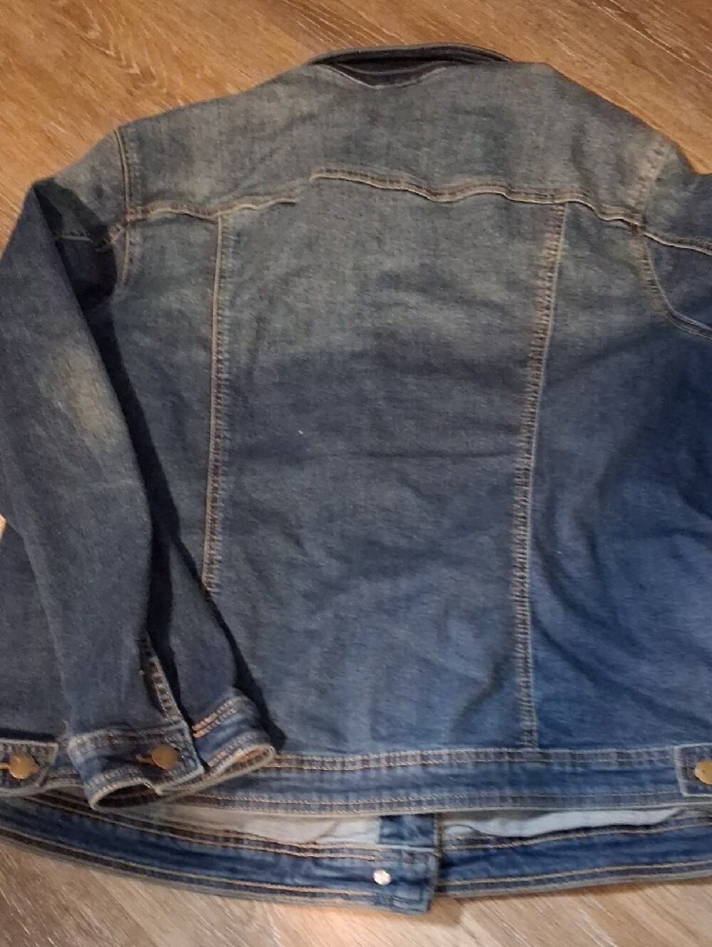 Westport Two-Tone Blue Denim Jacket - Picture 5 of 5